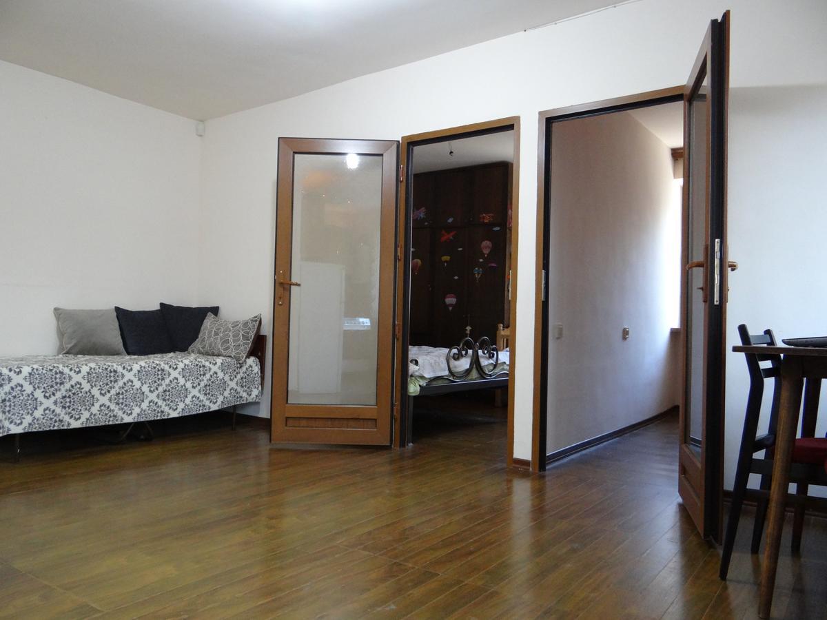 Dilijan Apartment Екстериор снимка